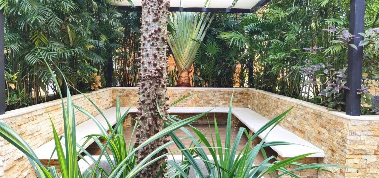 The City Condos By Menesse Playa del Carmen Esterno foto