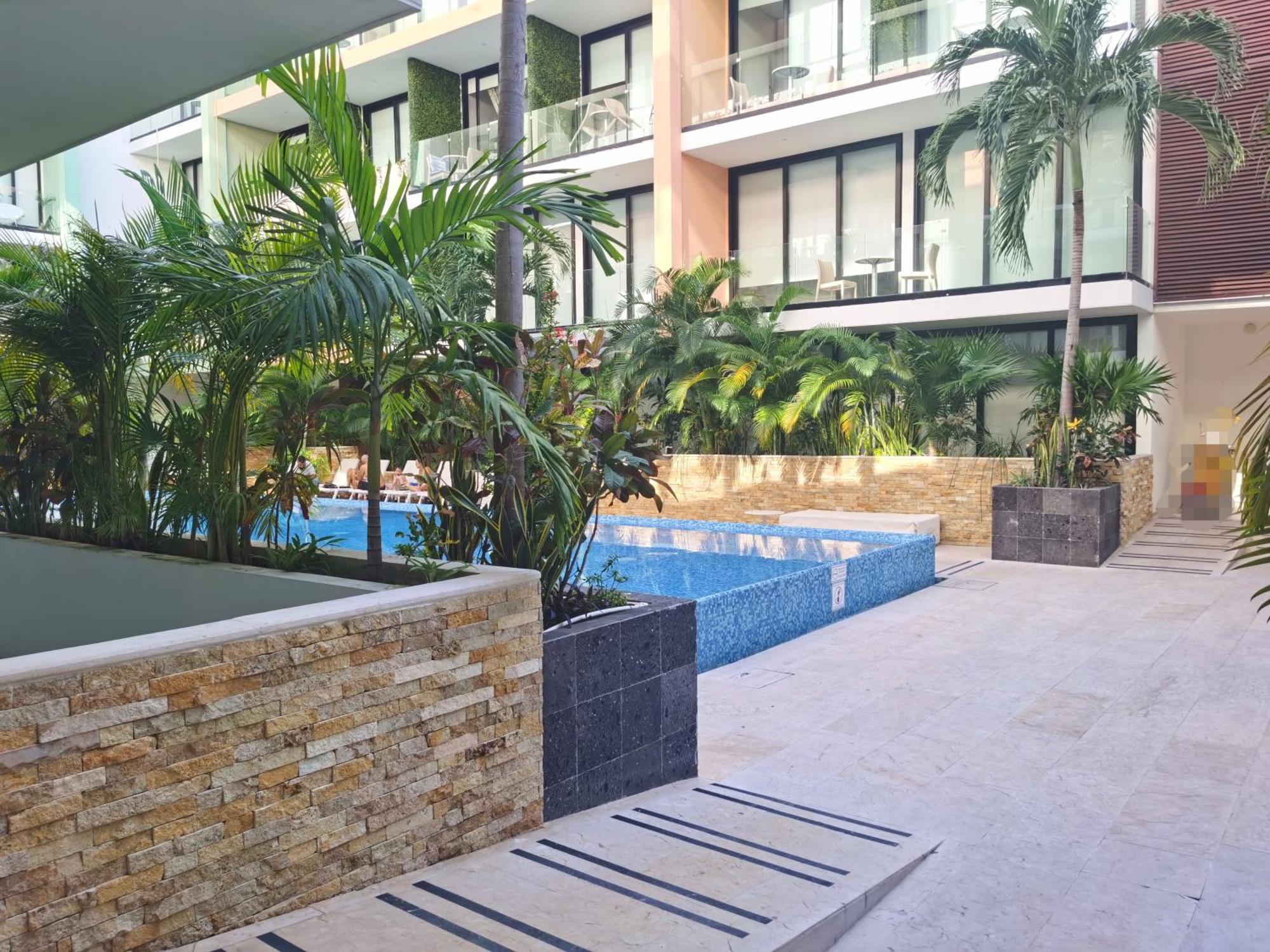 The City Condos By Menesse Playa del Carmen Esterno foto