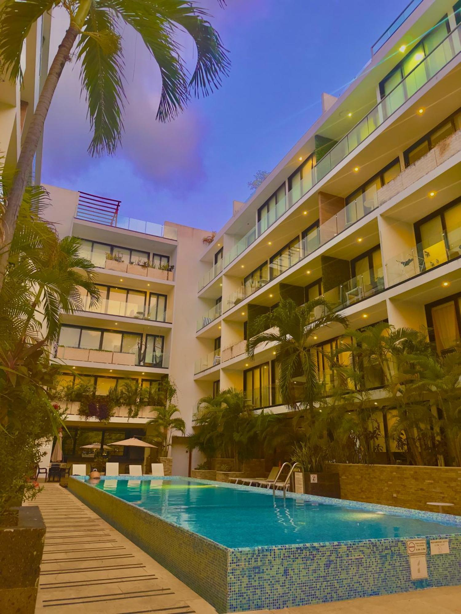 The City Condos By Menesse Playa del Carmen Esterno foto