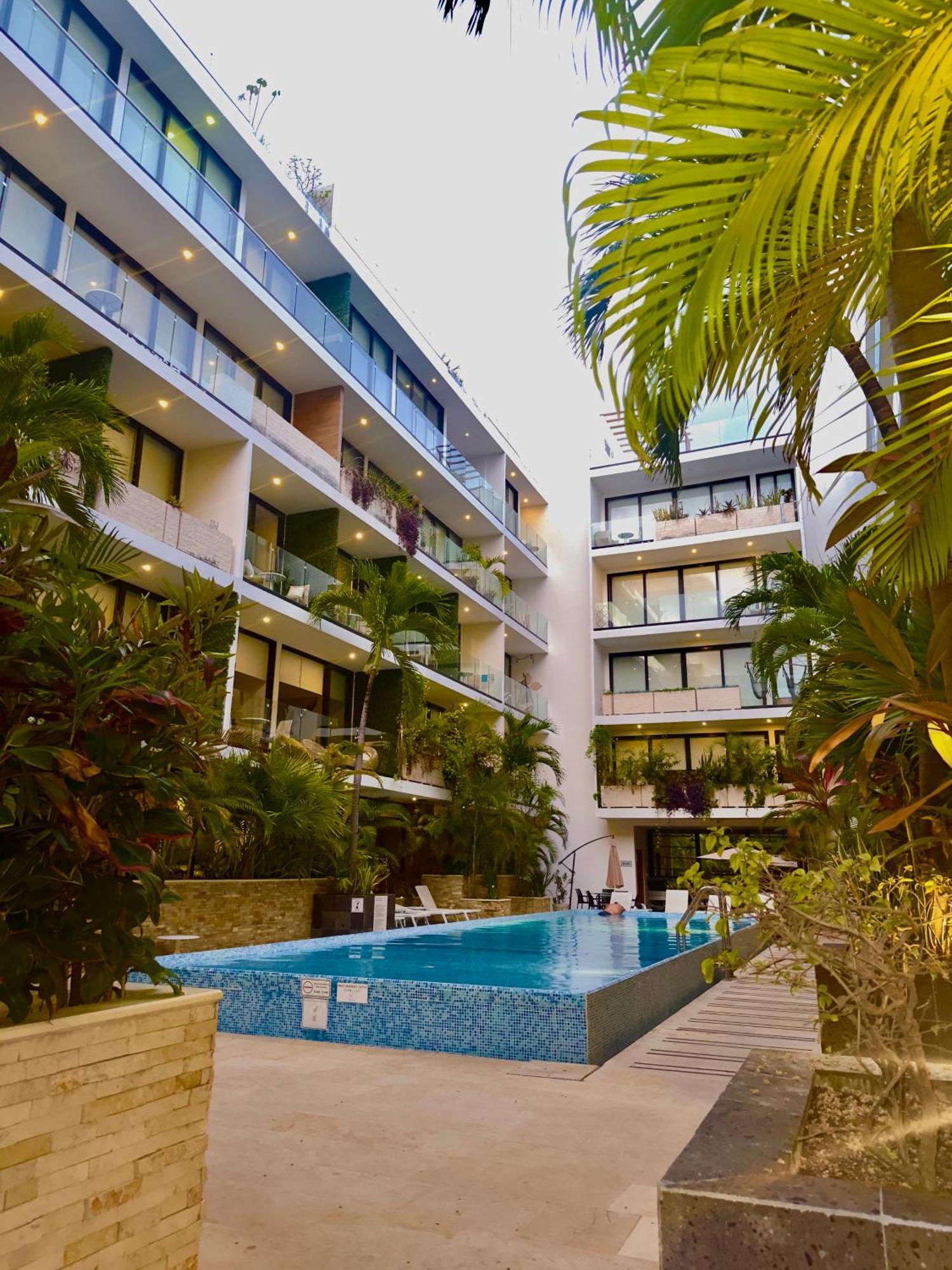 The City Condos By Menesse Playa del Carmen Esterno foto